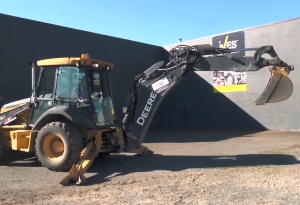 Intro to Loader Backhoes Spanish STREAMING 3